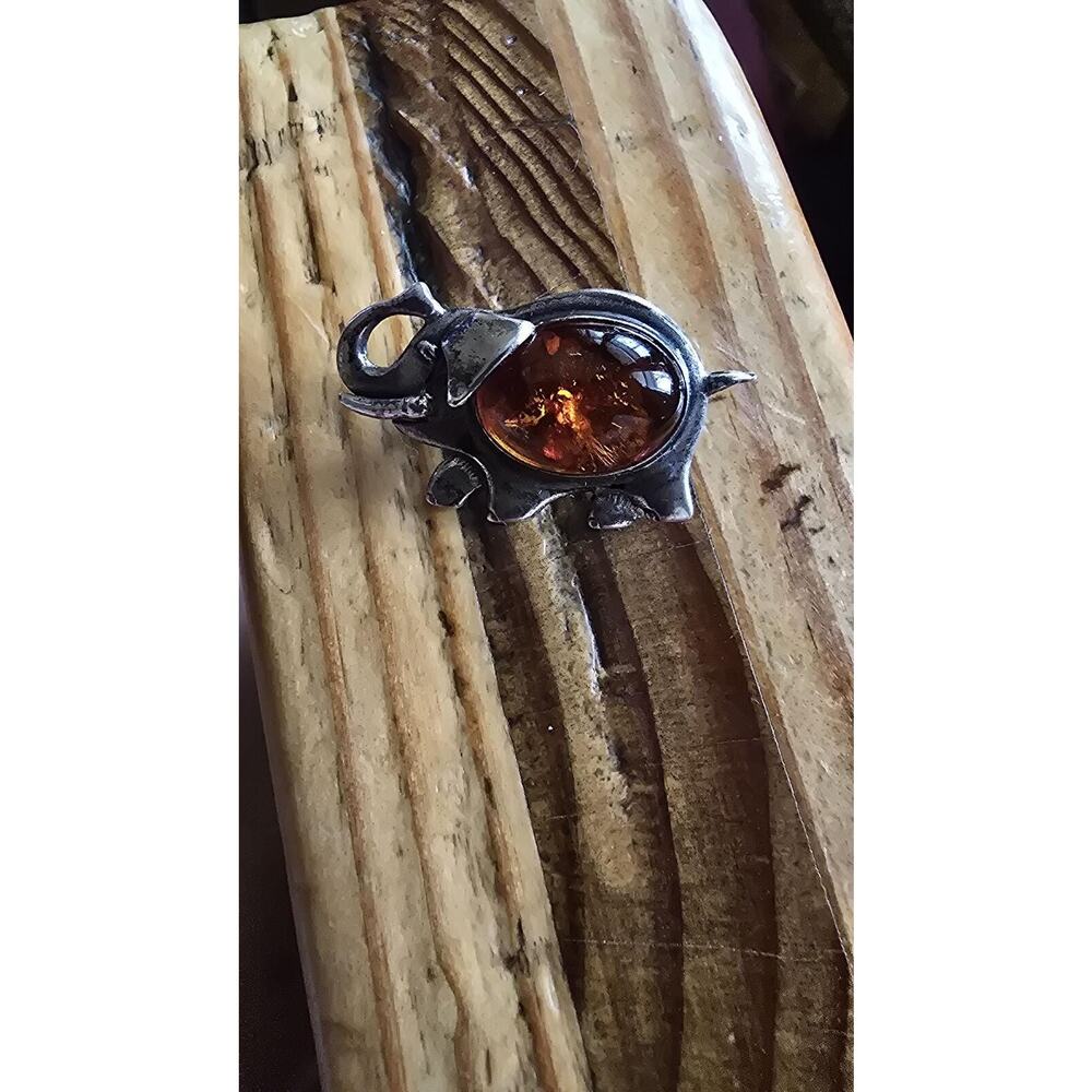 Vintage Elephant Brooch with Amber Stone